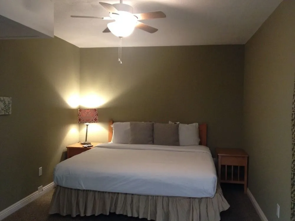 Inn At Palm Springs